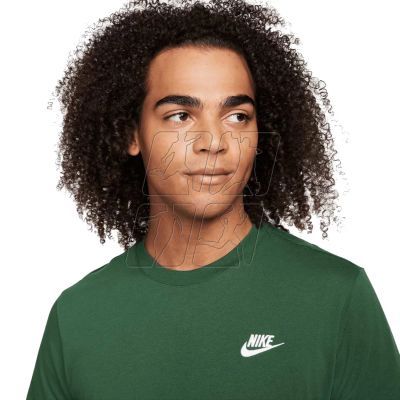 3. Nike Sportswear T-shirt M AR4997-323