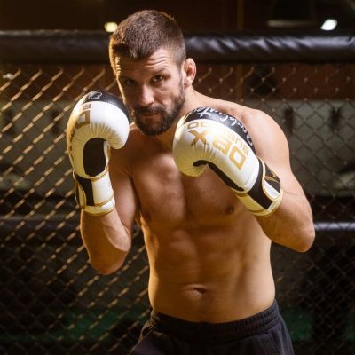 2. 8oz Boxing Gloves - Undefeated - Valor Series