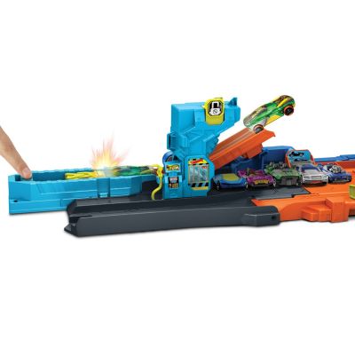 5. Hot Wheels City JHL94 toy car