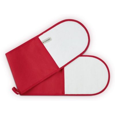 5. Le Creuset 95001000600000 Oven Glove Oven Glove 1 pc. Red Cotton