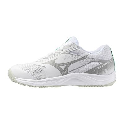 8. Mizuno Cyclone Speed 5 Jr. shoes