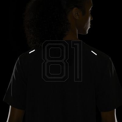 14. Nike Dri-FIT Rise 365 M CZ9050-010 T-shirt