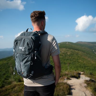 3. NC1925 GRAY WAYFARER 35L NILS CAMP TRAVEL BACKPACK