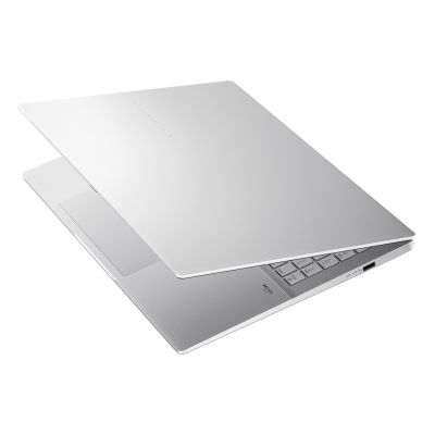 11. ASUS Vivobook S16 S3607AA-SH025W Ultra 5 325 16.0"WUXGA OLED 300nits AG 16GB DDR5 SSD512 Intel Graphics WLAN+BT Cam1080p+IR 70WHrs Win11 Aluminum Cool Silver