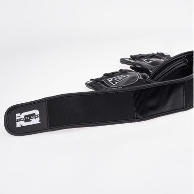 14. Men's BURIED III GLOVES