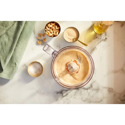 20. Philips Daily Collection Compact 700W Food Processor with 16 Functions