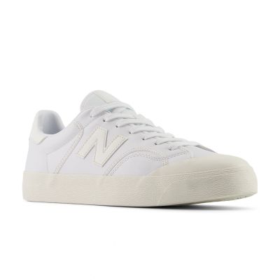 10. New Balance unisex BB100LGY shoes