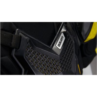 6. Bauer Ultrasonic Jr Hockey Shoulder Pads