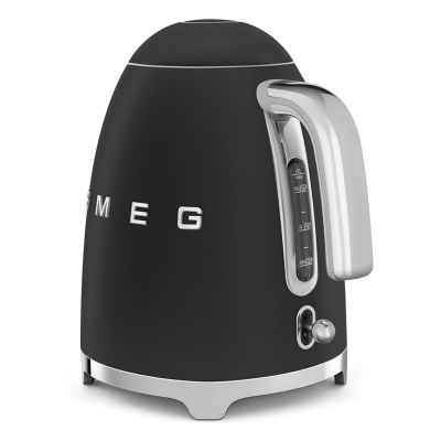 46. Smeg KLF03BLMEU electric kettle