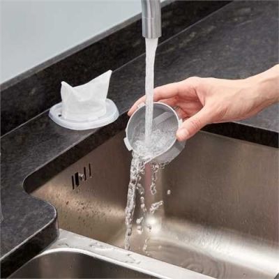 2. BLACK+DECKER NVC220WC 7.2V Cordless Handheld Vacuum Cleaner