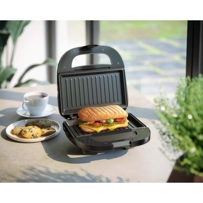19. PHILIPS HD 2330/90 Toaster