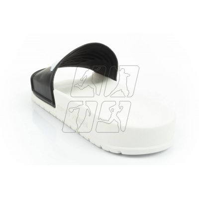 5. Emporio Armani M XVPS04D 850 flip-flops