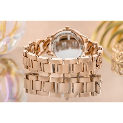 7. Michael Kors Slim Runway MK7473 Women's Watch + BOX