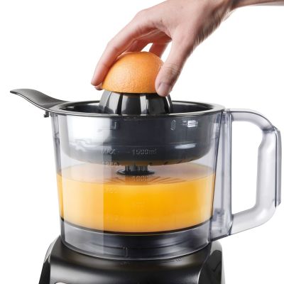 11. Black+Decker BXFPA1200E food processor (1200W)