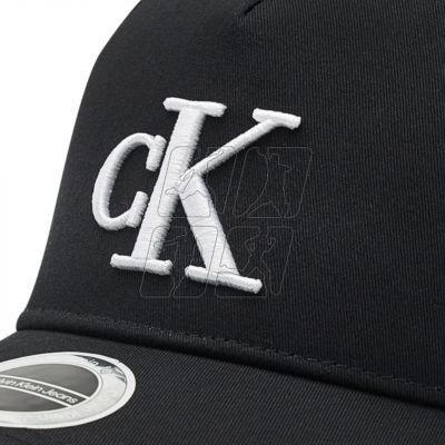 3. Calvin Klein Essential K50K509482 baseball cap