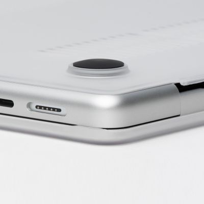 5. ZAGG Hardshell - Protective Case for MacBook Pro 16" M1 / M2 / M3 / M4 (clear)
