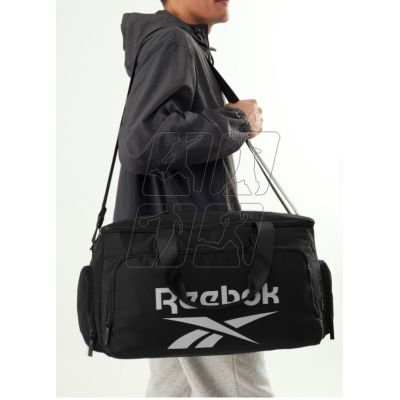 4. Reebok RBK-032-CCC-05 bag