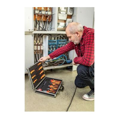 3. 1000V pliers and screwdriver set, 7 pcs.