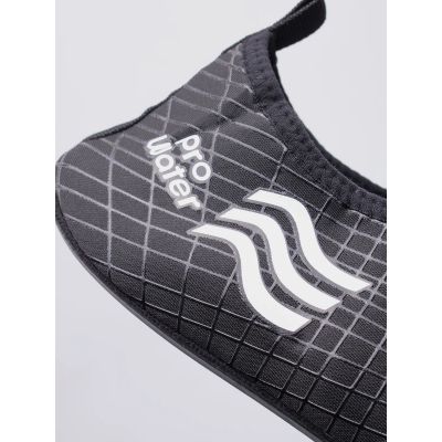 4. Prowater M PRO-24-48-054M water shoes
