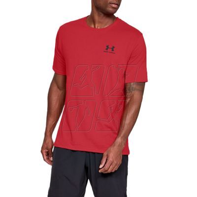 4. T-shirt Under Armor Left Chest Logo M 1326799-600