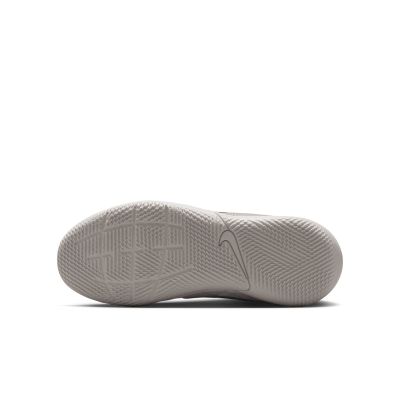 4. Nike Junior Streetgato IN Shoes HM8757-001