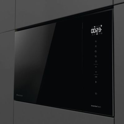 5. Hisense 742528 Microwave Oven Black Microwave Grill Built-in 25L 900W