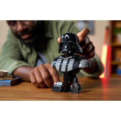 12. LEGO Star Wars 75439 - Darth Vader Bust