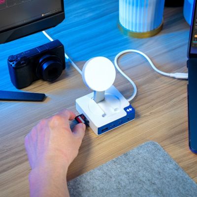 4. Hyper HyperDrive Flex MagCharge USB-C Hub, White/Blue