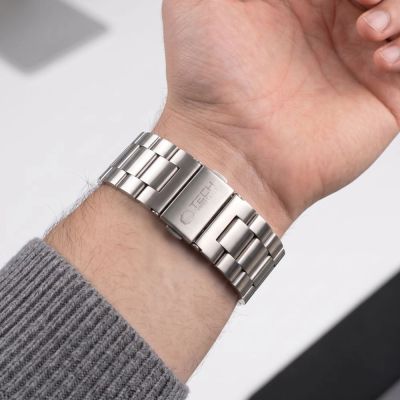 6. Tech-Protect Stainless Bracelet for Apple Watch 44 / 45 / 46 / 49 mm – Silver