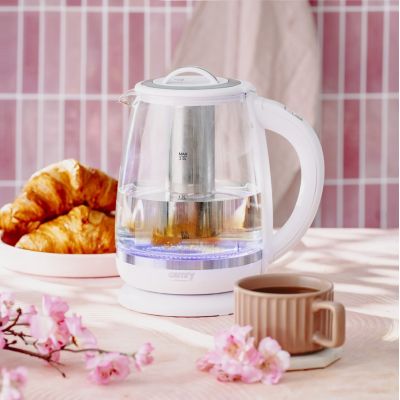 23. Electric kettle CAMRY CR 1290w white