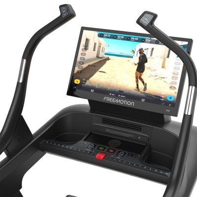 6. FREEMOTION ELECTRIC TREADMILL INCLINE TRAINER i24