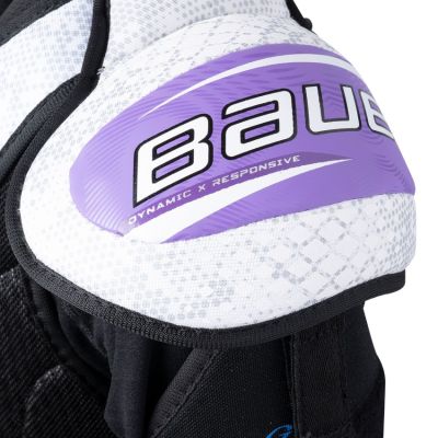 7. Bauer Vapor Fly-G Women’s Junior Hockey Shoulder Pads