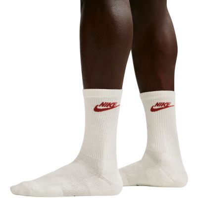 7. Nike Everyday Elevated Socks 3 Pairs White IH8522 906