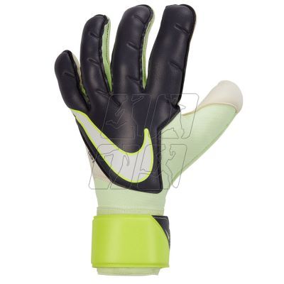 2. Nike Goalkeeper Grip3 CN5651 015 goalkeeper gloves
