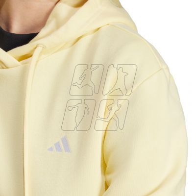 5. adidas Essentials Small Logo Feel Cozy W sweatshirt IY1650