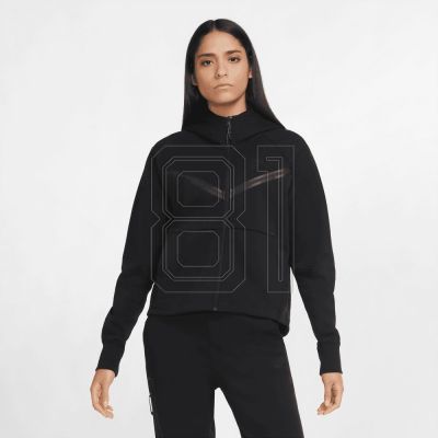 3. Nike Sportswear Tech Fleece Windrunner Sweatshirt W CW4298-010