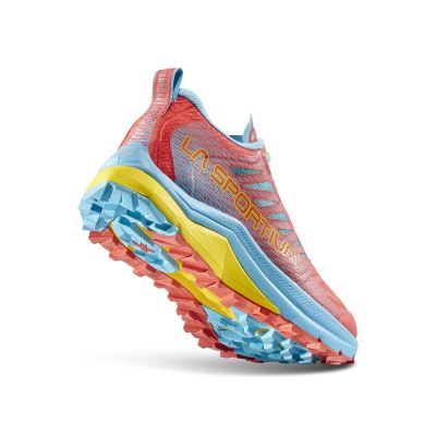11. La Sportiva Jackal II W 56K402602 Running Shoes