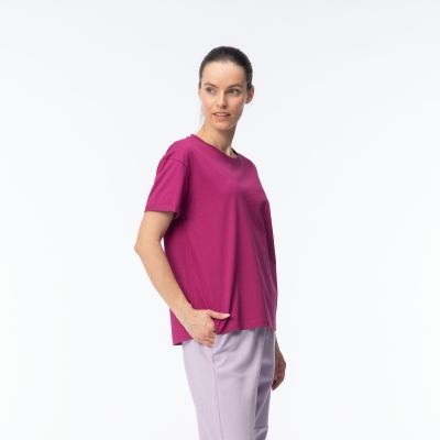 10. Women's RESA WO'S Short Sleeve T-Shirt