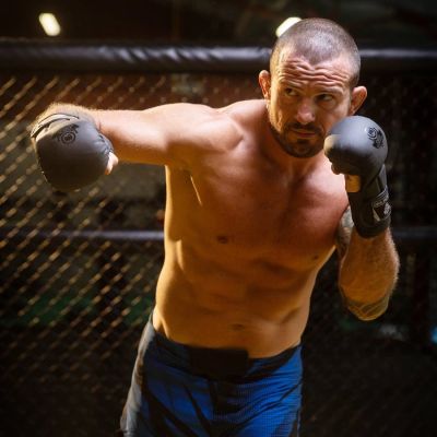 23. MMA Sparring Gloves M - Black Master - Valor Series