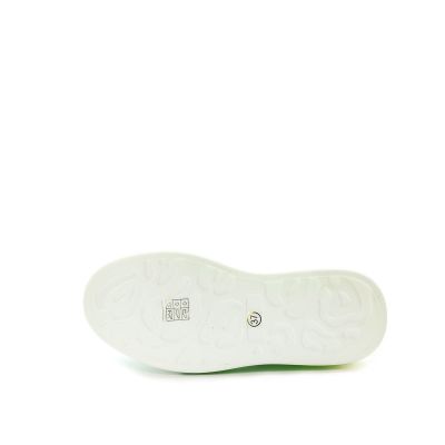29. Goe W Shoes NN2N4029