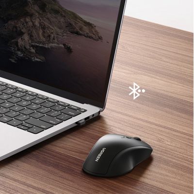 4. Ugreen MU101 ergonomic wireless mouse Bluetooth 2.4 GHz - blue