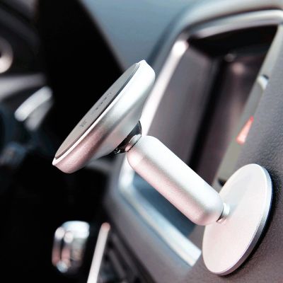 12. Baseus Bullet An On-board Magnetic Dashboard Car Holder black (SUYZD-01)