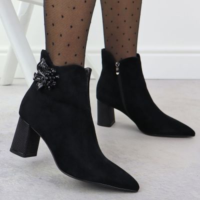 7. Women's leather ankle boots with a decorative heel S.Barski 52-686