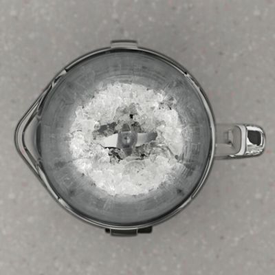 5. Electrolux E6TB1-6ST 1.75 l Tabletop Blender 1400 W Black, Stainless Steel, Transparent