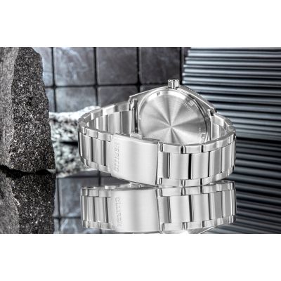 7. CITIZEN Marine Sporty Men's Watch AW1761-89L + BOX