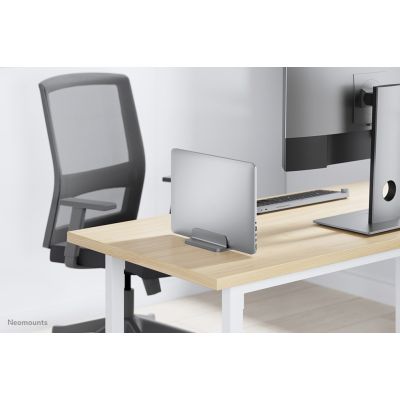 8. NB ACCESSORIES DESK STAND 11-17" NSLS300 NEWSTAR