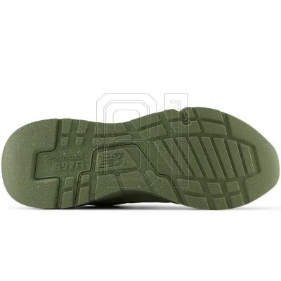 5. Men's New Balance 997 sneakers suede lifestyle green (U997RMF)