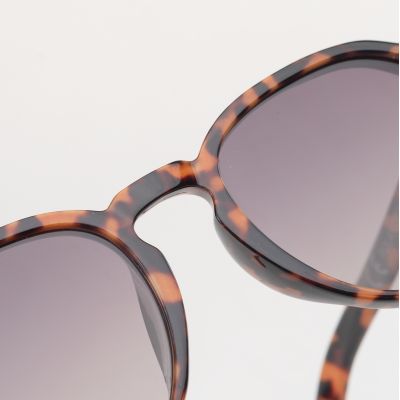 4. ILZE glasses