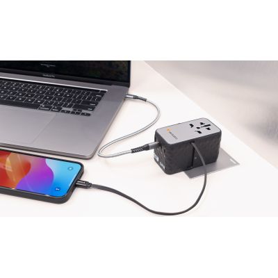 11. Verbatim CNT-02 Universal Black AC Fast Charging Internal
