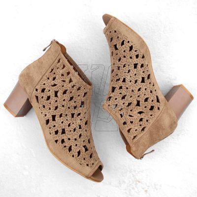 7. Suede boots Jezzi W JEZ428 light brown 